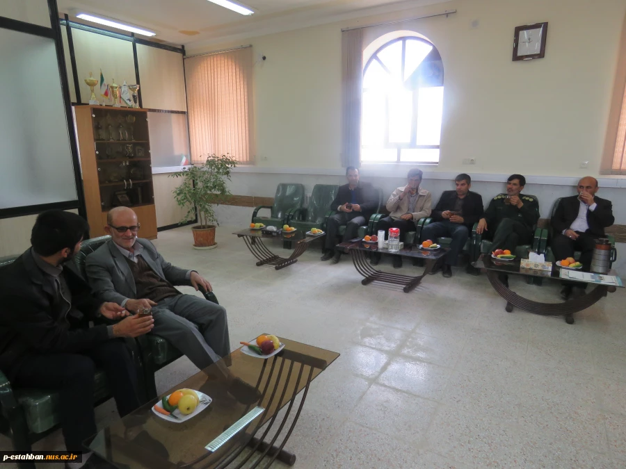 بازدید سرهنگ شیبانی فرمانده سپاه استهبان از دانشکده فنی امام حسین(ع)  2