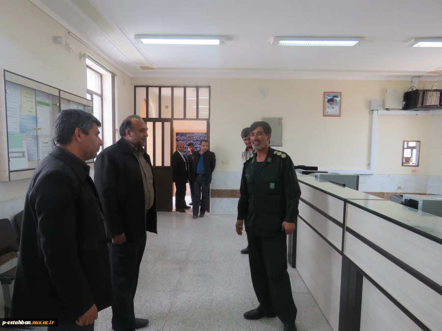 بازدید سرهنگ شیبانی فرمانده سپاه استهبان از دانشکده فنی امام حسین(ع)  2